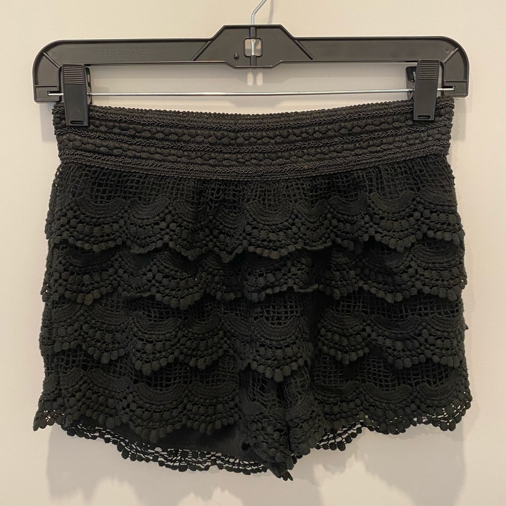 Tiered lace shorts